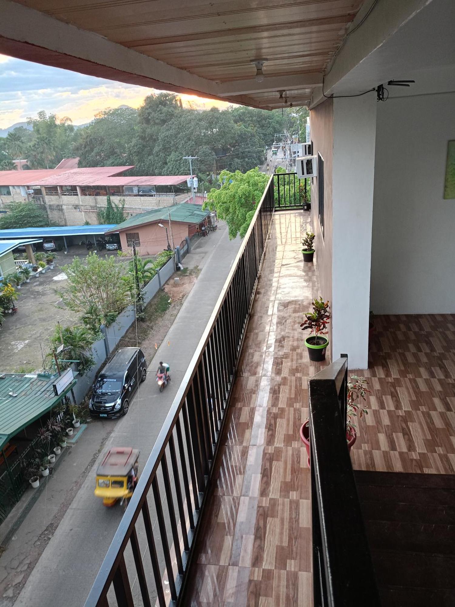 Alec Lodge Coron Luaran gambar