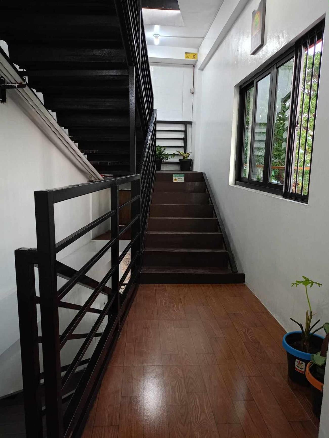 Alec Lodge Coron Luaran gambar